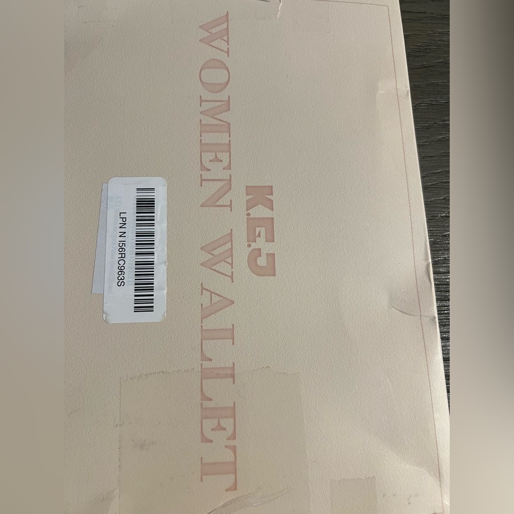 Women wallet NWOT